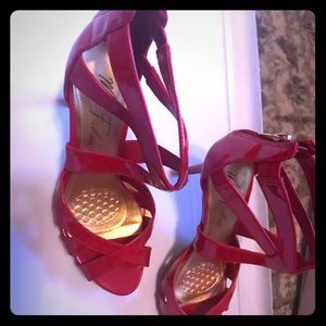 Marc Fisher red pumps